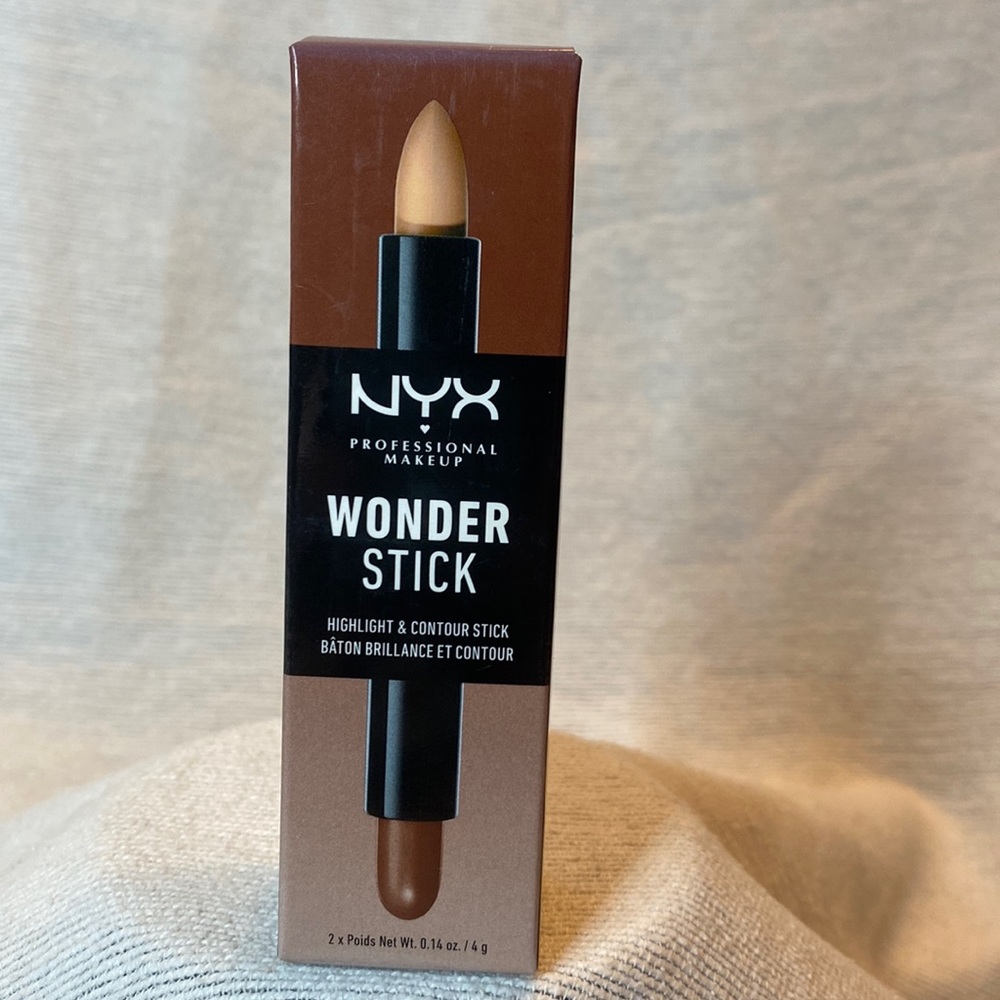 NYX wonder stick- highlight & contour stick—-DEEP